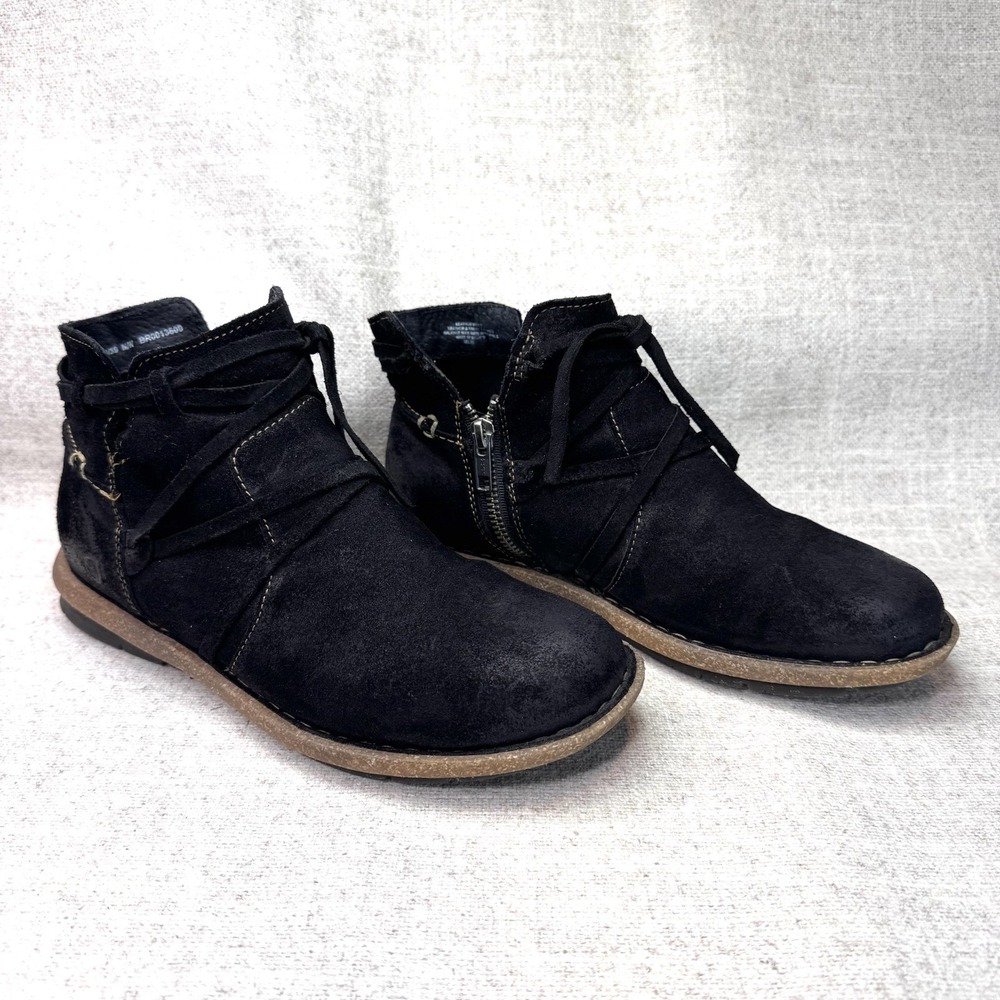 Born Tarkiln Ankle Boots Booties Shoes Womens Size 8 Black Distressed Suede